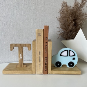 Sujetalibros de coche para habitación de niños, accesorios de decoración personalizados para guardería de bebés varones, sujetalibros para dormitorio, inicial del primer nombre, regalos con letras del nombre, transporte
