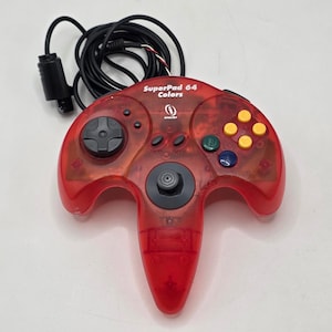 Mando InterAct SuperPad de 64 colores para N64, rojo translúcido, P-307GSM, para juegos retro.