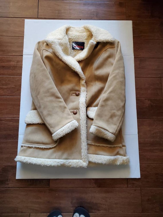 Vintage WIMAN Large Penny Lane Style Coat