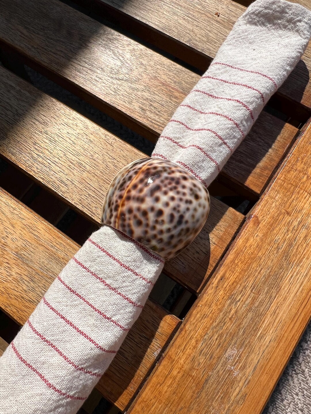 Vintage Cowrie Shell Napkin Rings (set of 6) - Coastal Table Decor - Etsy