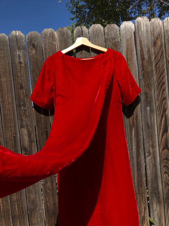 Red Velvet Short Sleeve Long Dress, 1950s Red Dre… - image 8