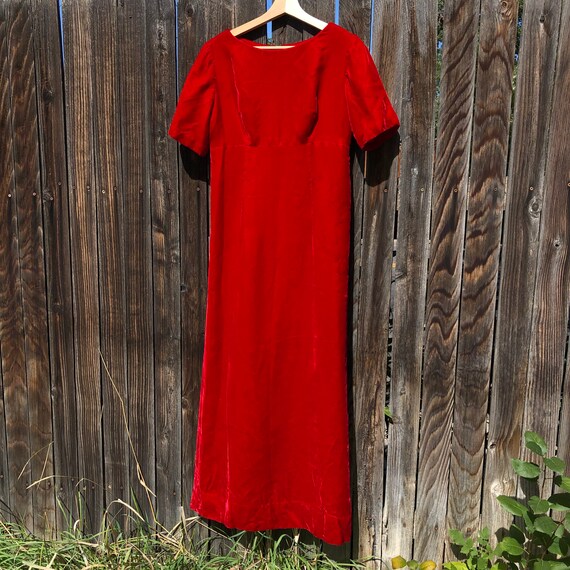 Red Velvet Short Sleeve Long Dress, 1950s Red Dre… - image 7