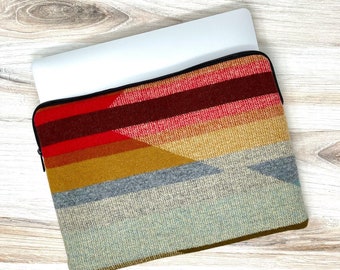 Wyeth Trail Laptop Bag - Pendleton® Wool - Small - fits 12" L x 8.5" W laptop