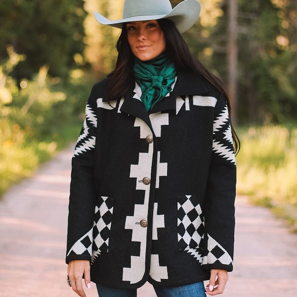 Los Ojos Car Coat - Pendleton Wool Blanket Coat
