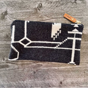Pendleton Wool Zipper Clutch: Southwestern Design Travel Pouch