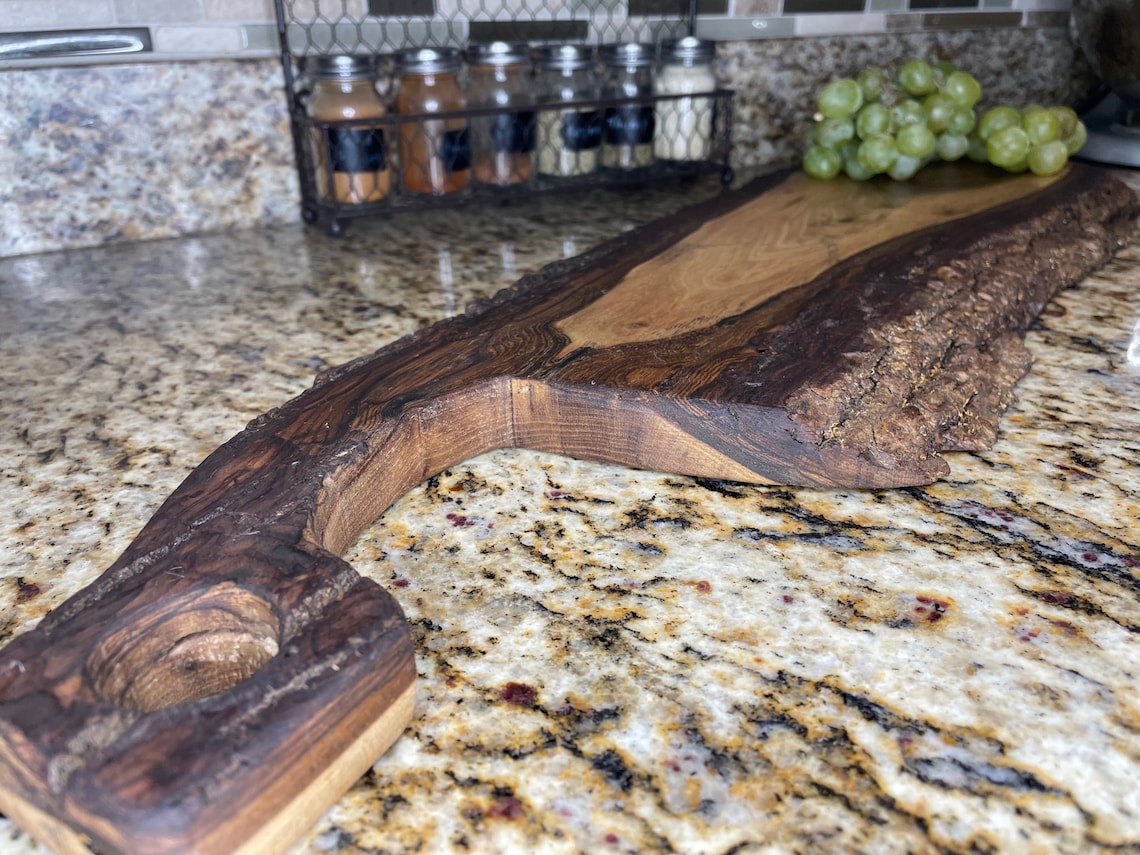 Live Edge Walnut Charcuterie Board with Bark/Wood Handle Etsy