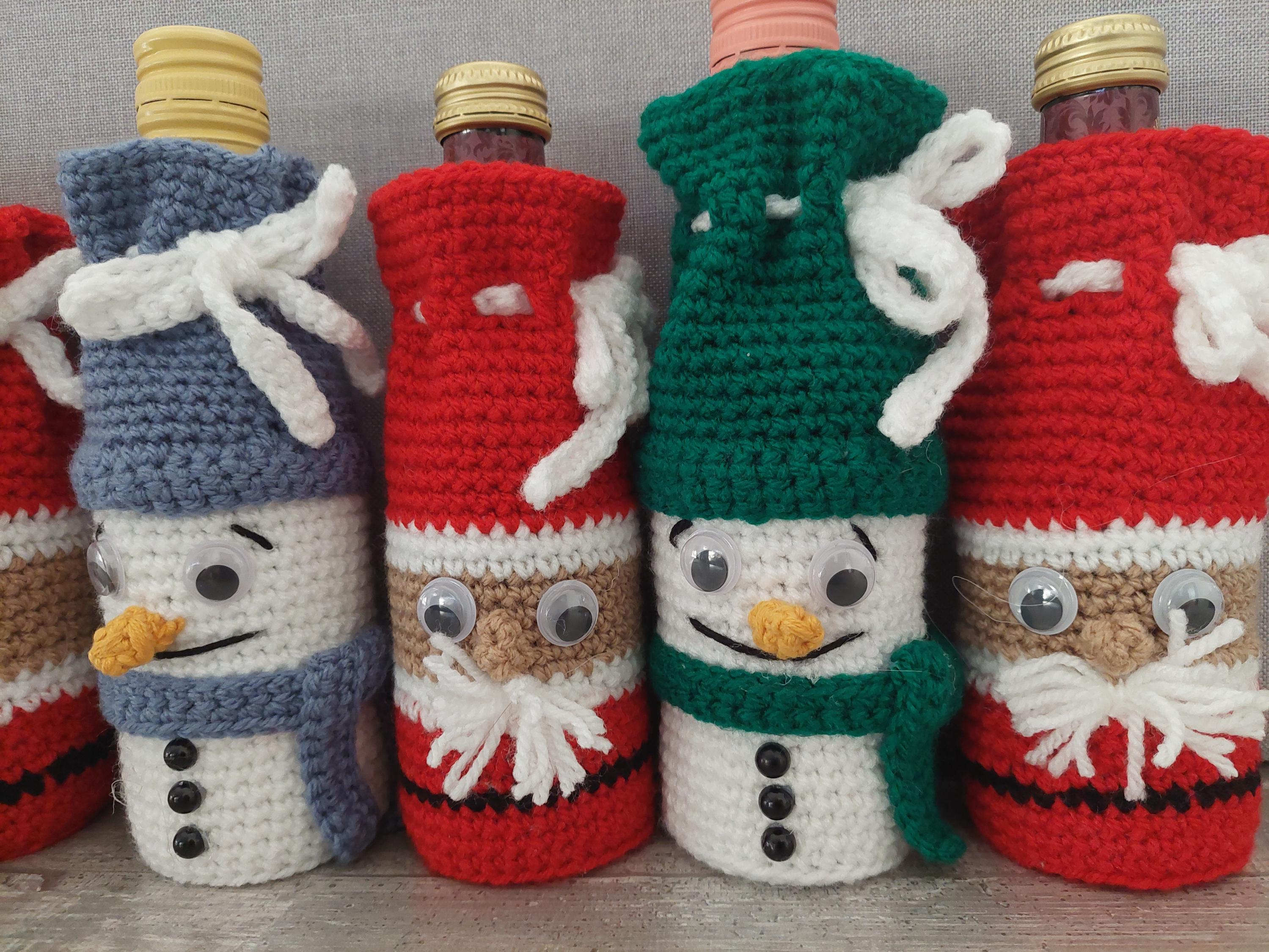Crochet Pattern for a Bottle Cover for Piccolo's Snowman and