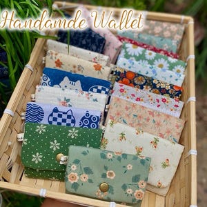 Carteira de linho feita à mão, carteira vinhetas, carteira feminina pequena, carteira de mão, carteira feminina, bolsa bordada, carteira bordada, carteira de cartão