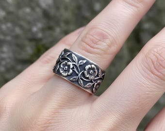 Oxidized Silver Flower Ring, Wide Floral Band, Gothic Garden Ring, Dark Cottagecore Jewelry, Sterling Silver Botanical Band, Made to Order