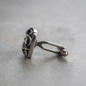 Thorn Cufflinks in Sterling Silver — Oxidized Briar Cage Around a Deep Green Cabochon, Gothic Wedding Cufflinks, Made to Order image 4
