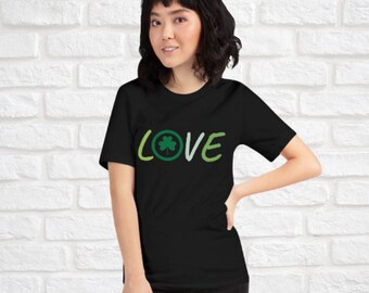 Love T-shirt, St Patricks T-shirt, Womens Cute St Patricks Shirt, Shamrock T-shirt, Four Leaf Clover Shirt, St Pattys Shirt