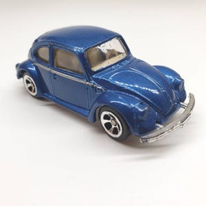 Maisto VW 1300 Blue: Historic Hit Miniature Scale Toy Car
