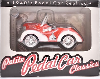 Hershey's Kisses Pedal Car Replica: 1940s Diecast Collectible
