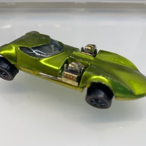 Redline Hot Wheels Twin Mill Antifreeze Green Collectible Miniature Scale Toy Car