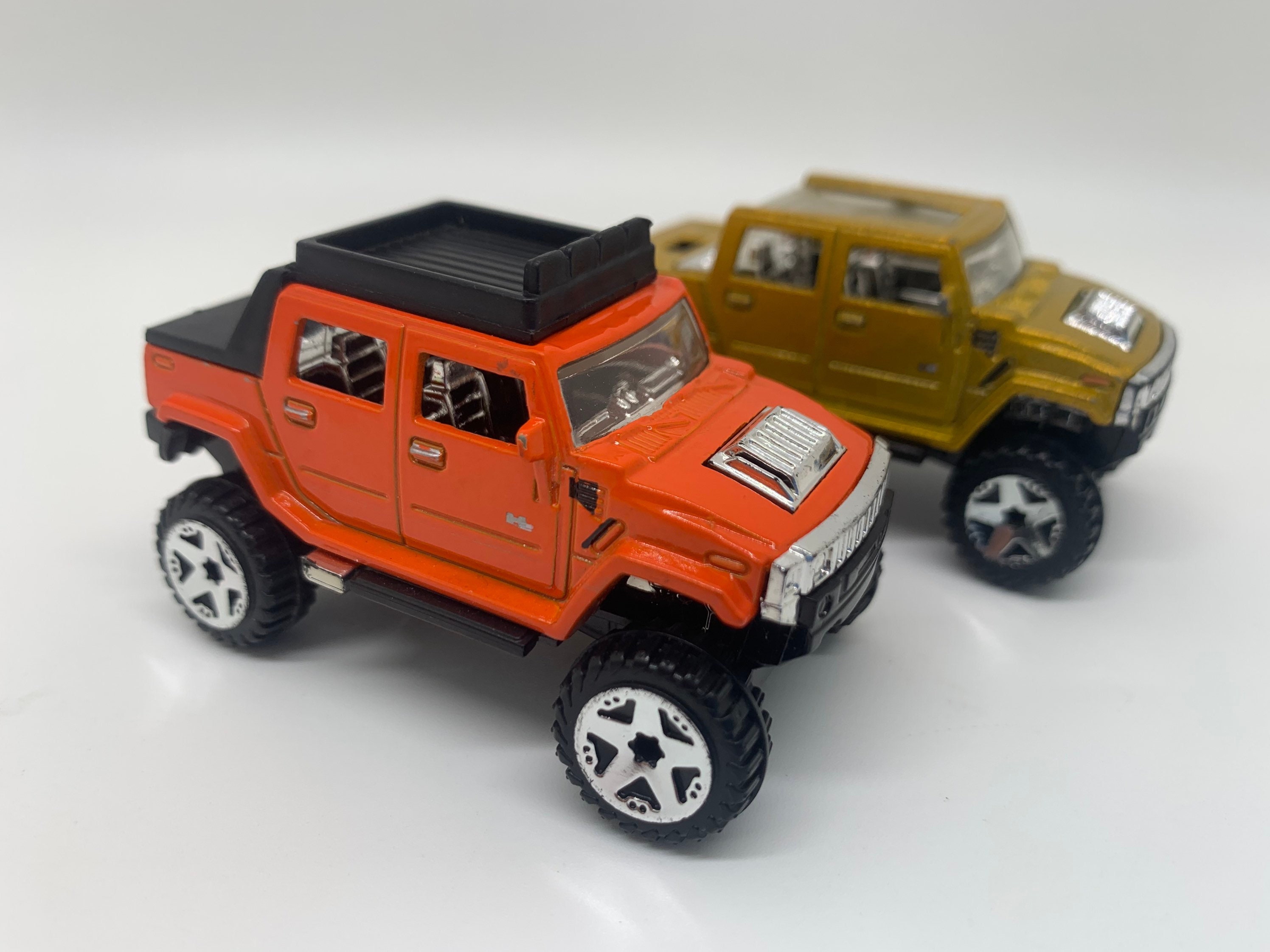 HotWheels HUMMER H2 ホットウィール ハマー H2 tis Amazon.com: Hot Wheels 1:64 Diecast car HUMMER Series