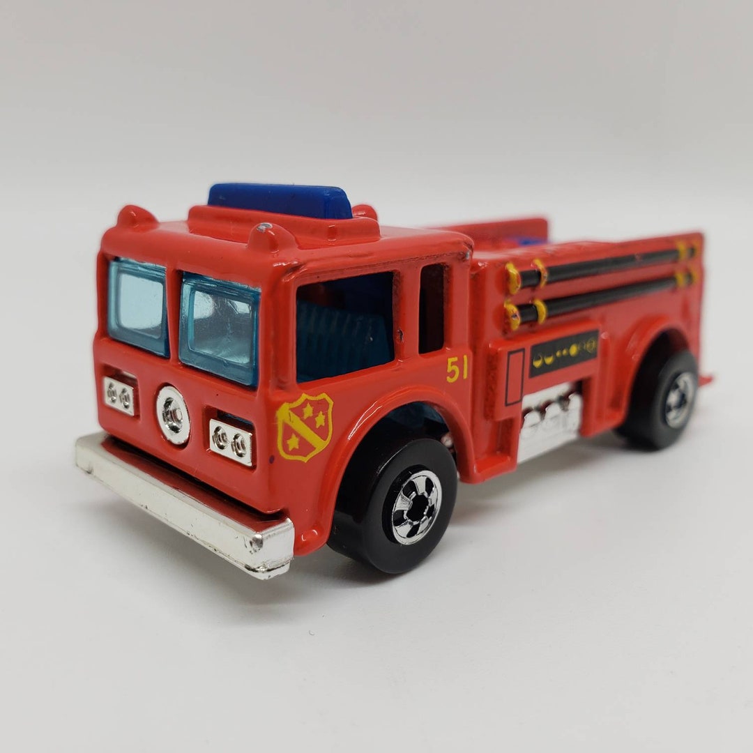 Hot Wheels Fire-Eater 赤い消防車 il_1080xN.6884049967_mwgh.jpg