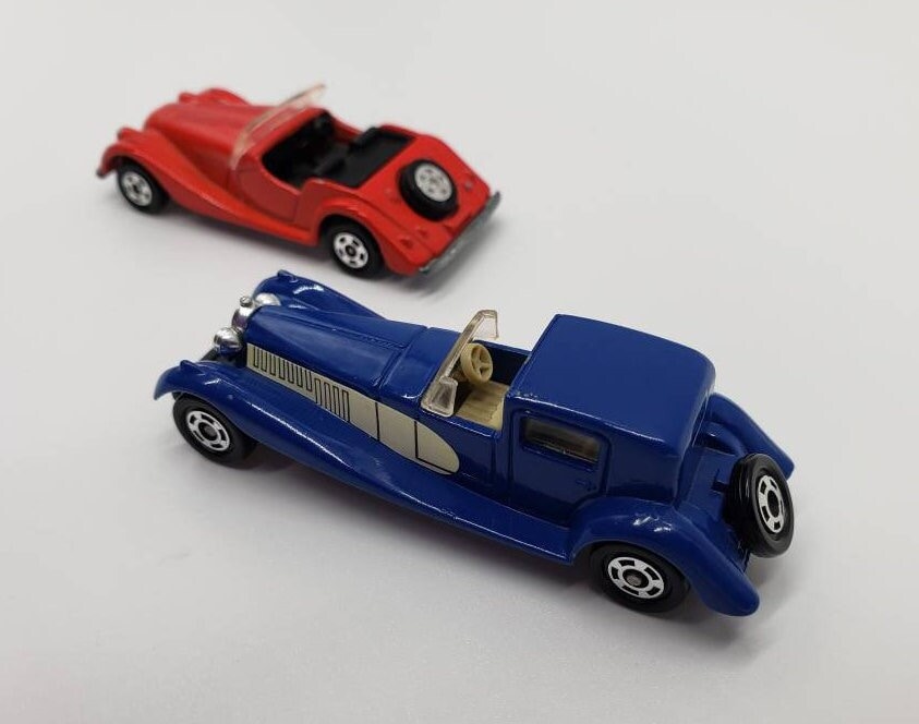 Tomica 1931 Bugatti Coupe De Ville Blue Perfect Birthday