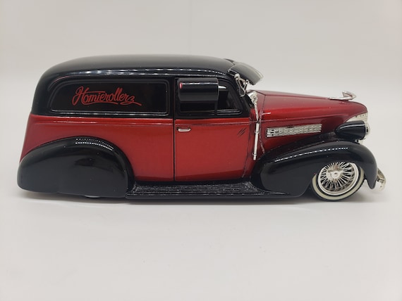 ミニカー Jada 1/24 CHEVY SEDAN DELIVERY 1939 JADA SHOWROOM FLOOR 1939 CHEVY SEDAN DELIVERY 1:24 BLACK