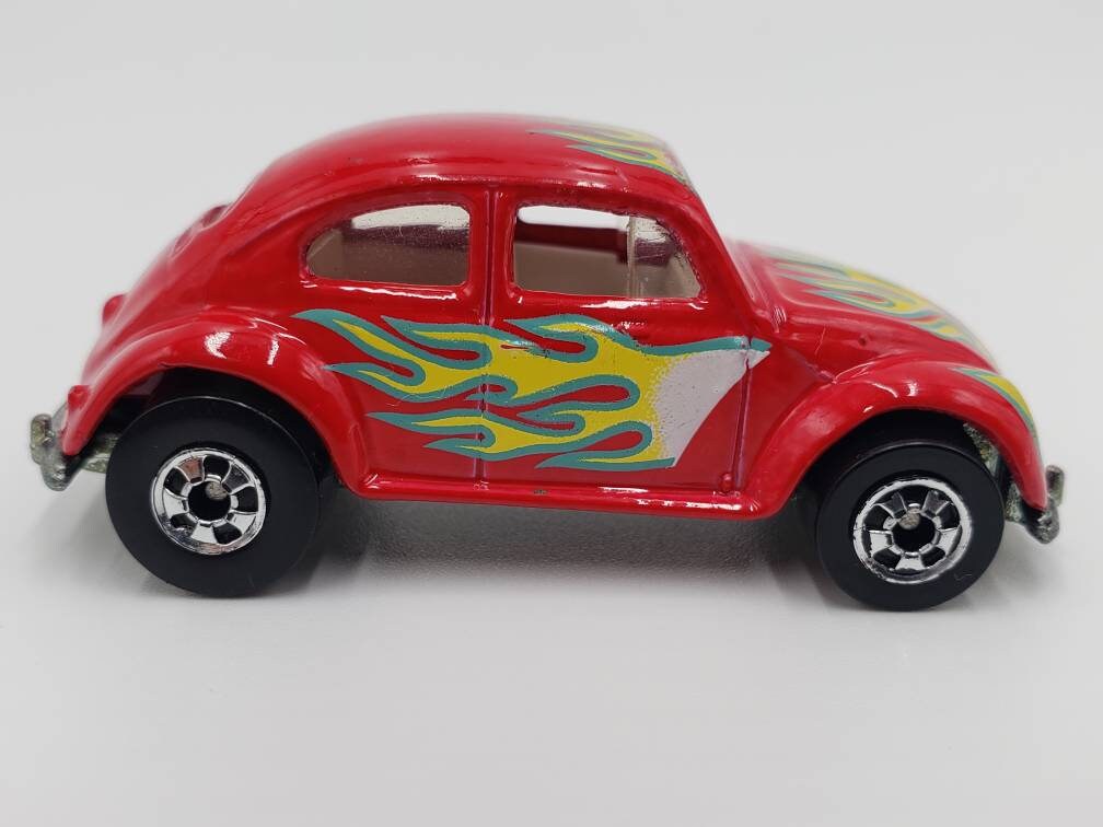 ホットウィール ＶＷ BUG コンバーチブル (赤系) Hot Wheels VW Bug Enamel Cherry Red Blue Card Perfect