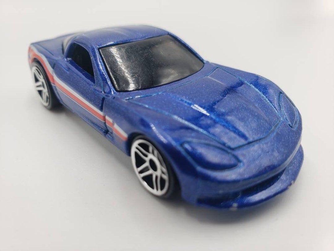 Hot Wheels Corvette C6: Metallic Dark Blue Miniature Toy Car