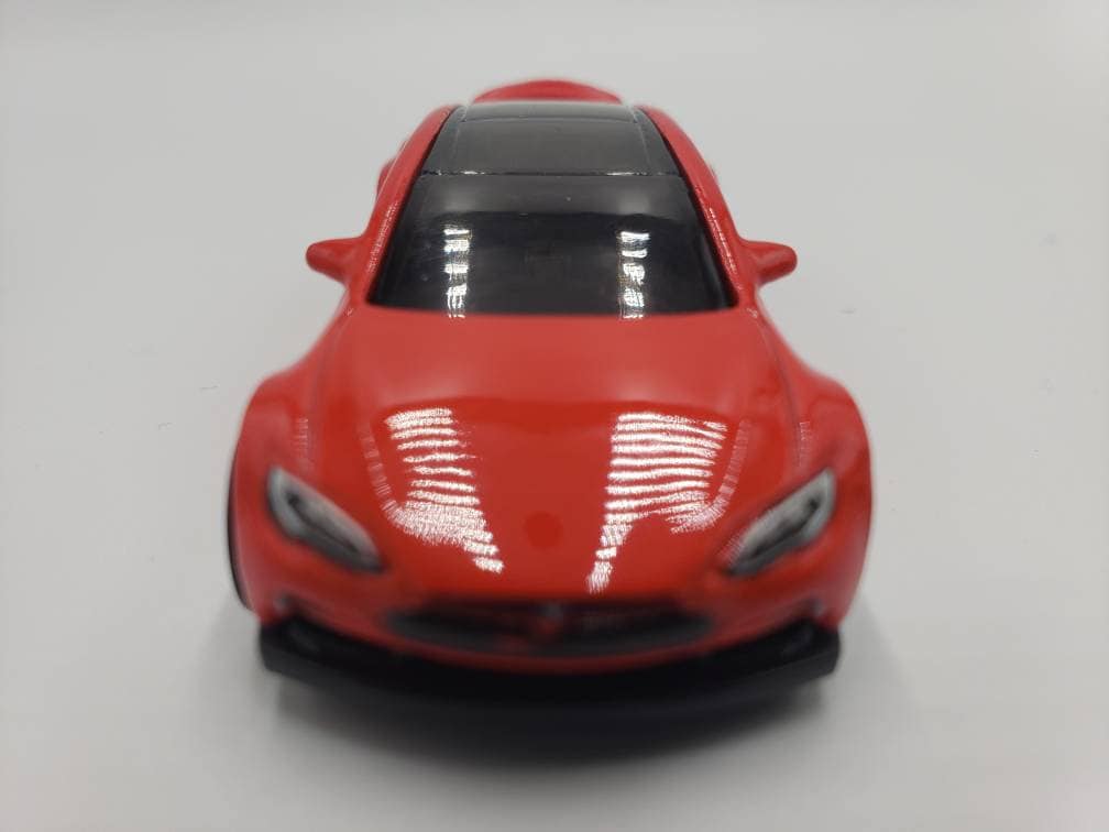 vip テスラ　モデルS レッド　1/64 ミニカー　赤　Tesla Tesla Model S Red 1:64 Scale Diecast Diorama Model Car #89