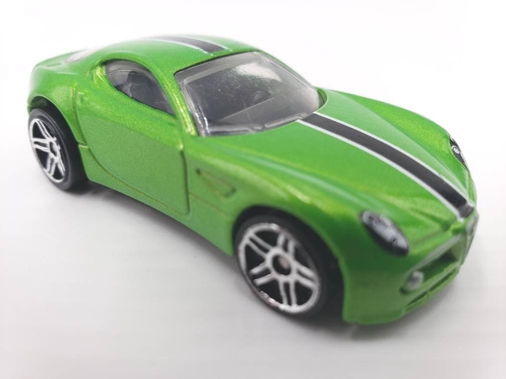 Hot Wheels Alfa Romeo 8C Competizione: Green HW Exotics Diecast