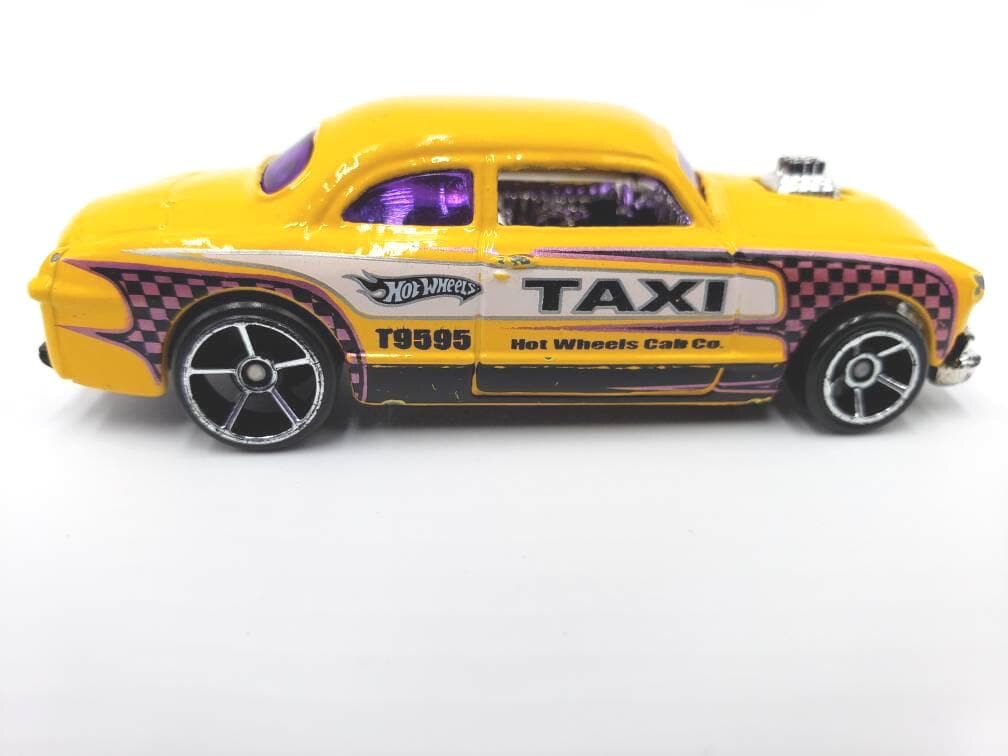 7ADM035 ヴィンテージ 希少レア ルーニーチューンズ TAXI 貯金箱