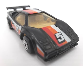 Vintage 1985 Matchbox Lamborghini Countach LP 500 S Model Die-cast