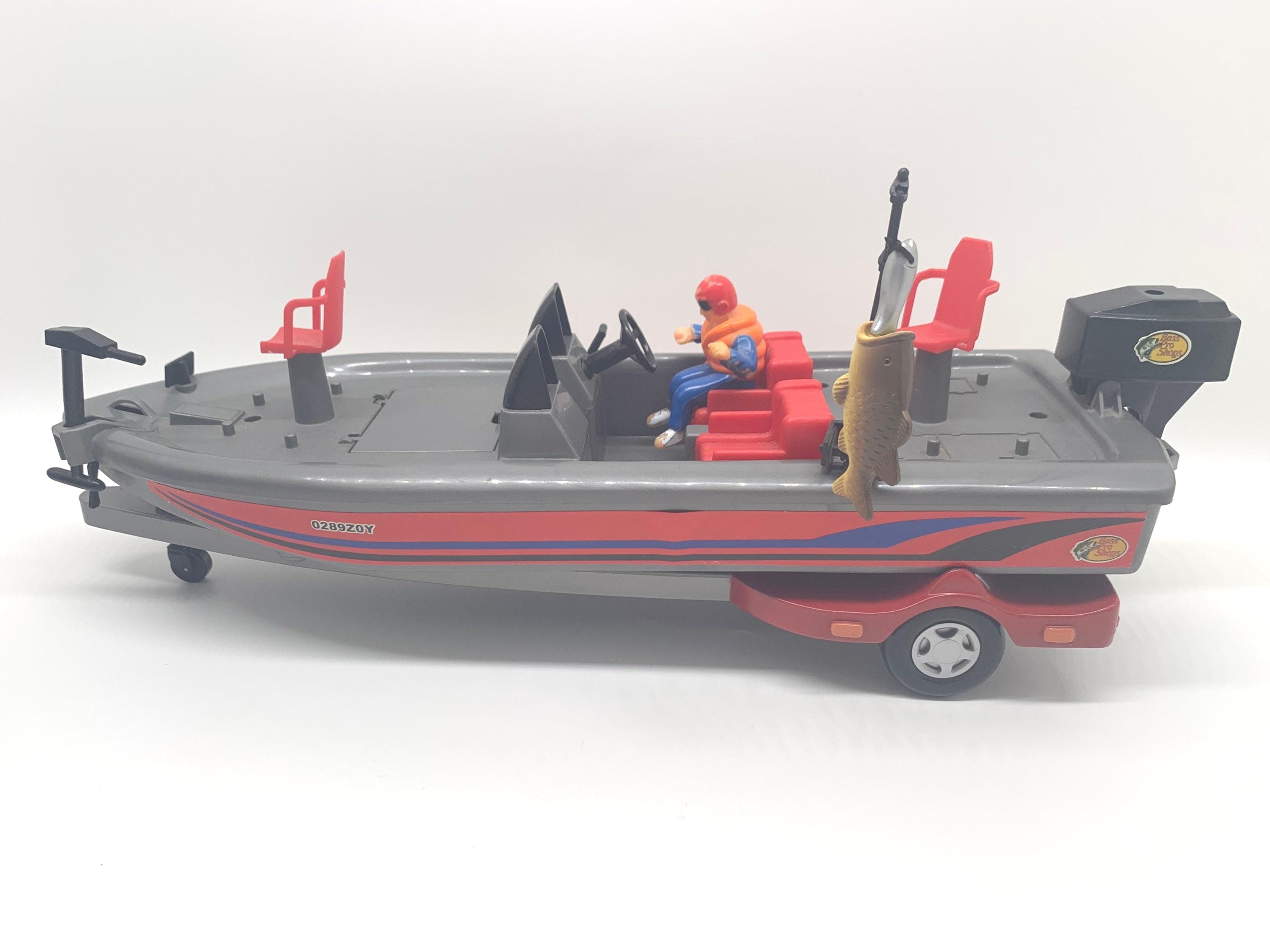 Bass Pro Shops Humvee, Fishing Boat and Trailer Collectible 1:24