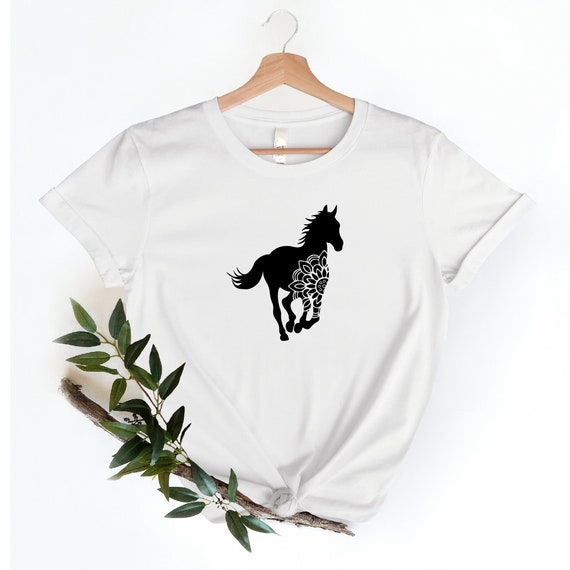 Horse Lovers - Cute T-Shirt For Girls Horse Lovers - Cute T-Shirt For Girls