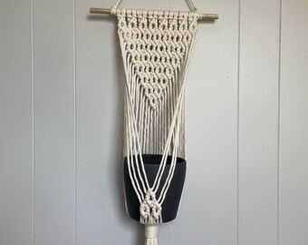 Macrame Diamond Planter Wall Hanging