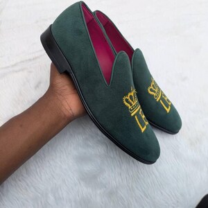 Men luxury footwear green crown slip on
