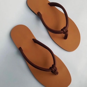 Men leather barefoot flipflop thong sandal beach wear casual outing holiday travel lightweight everyday wear poolside resort vacation sandal image 19