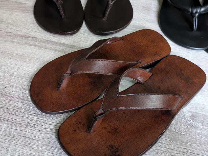 outdoor thong sandal men brown leather