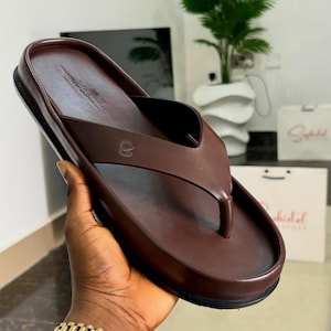 men slip on thong sandals