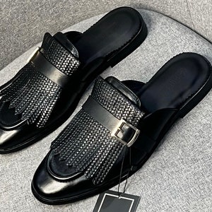 Men’s leather sliders | Handmade summer sandals | crocodile embossed black slides | Mocassins en cuir Homme | Herren Ledersandalen