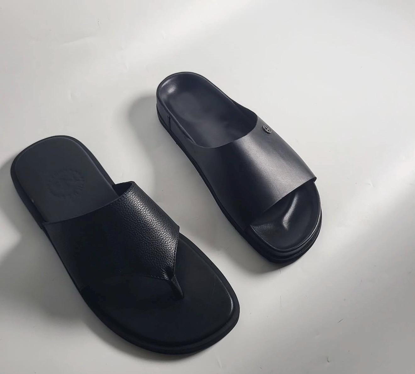 Men Black Leather Slide Barefoot Style Sandal Minimalist  display picture 1