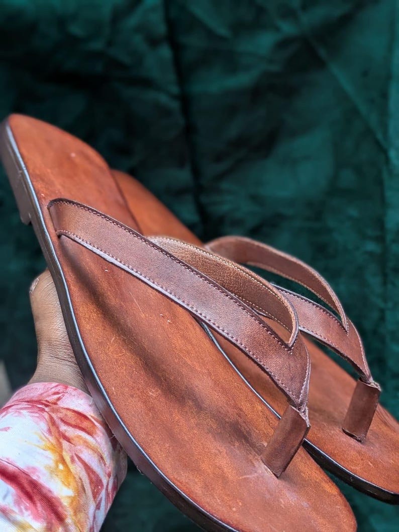 outdoor thong sandal men brown leather