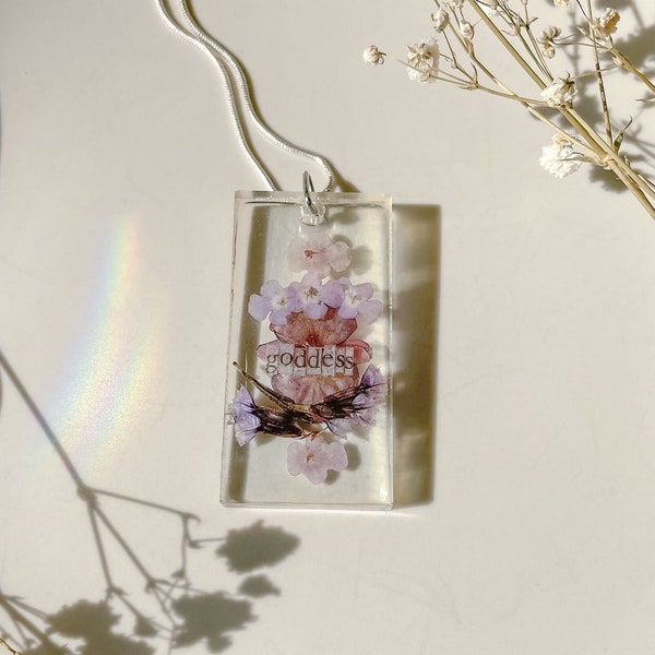 Floral "Goddess" Resin Necklace, Pressed Flowers Pendant, Handmade Jewelry, Purple Dried Flowers, Beautiful Statement Necklace, Dainty Charm