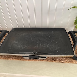Vintage Stainless Steel Electric Griddle - Hamilton Beach Scovill Simm-R-Matic