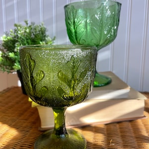 SALE: Vintage Green Glass FTD Oak Leaf Pedestal Vase – Emerald Avocado Compote – Rustic Farmhouse Candy Dish