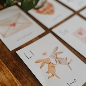 Valentinstag Karten für Kinder, Valentinstag Karteikarten, Valentinstag Vorschule Aktivität, Valentinstag Alphabet Harz Buchstaben