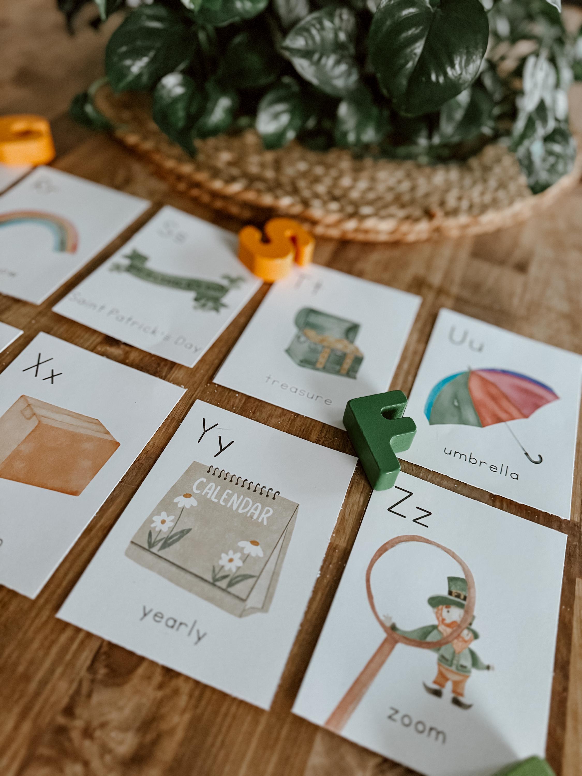 Free Printable Saint Patrick’s Day Flashcards for Kids & Adults
