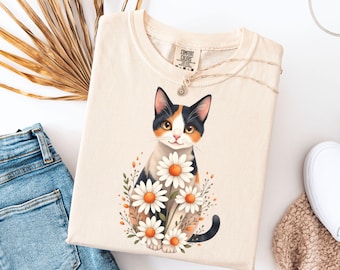 Calico Cat Shirt, Calico Cat Lover Tee, Cute Cat Lover T-Shirt, Floral Pet Owner Gift, Aesthetic Cat Graphic Tee for Women, Comfort Colors®