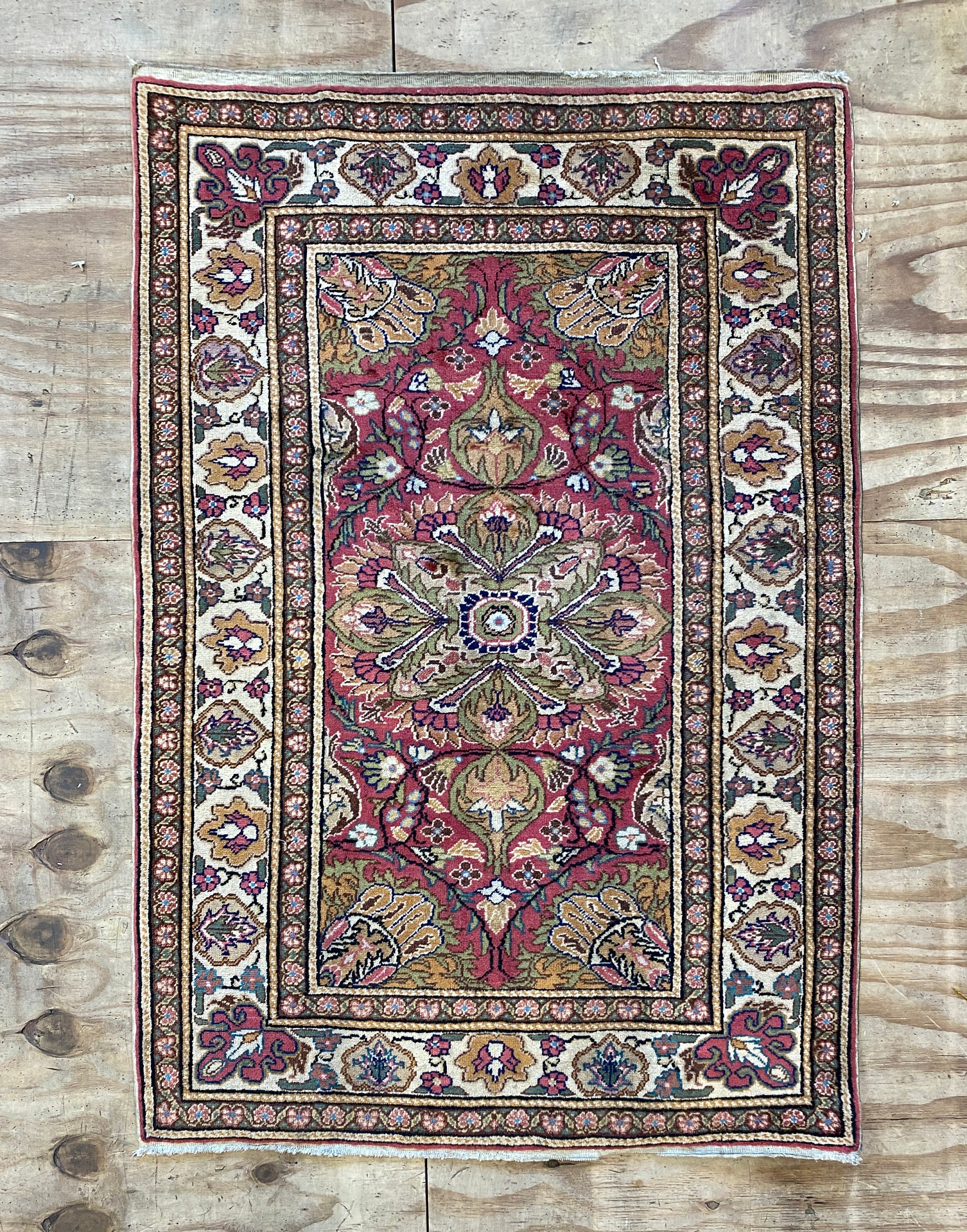 底値SALE▶︎ヴィンテージトルコラグ手織り美品61x115cm程メダリオン美品 再値下▶︎ヴィンテージトルコラグ手織り美品61x115cm程