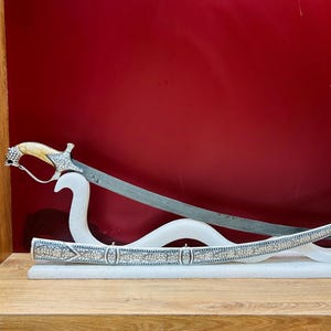 Vintage indian handcrafted silver damascened rajput ceremonial sikh maratha sword shamshir with tiger head hand grip and damascus blade