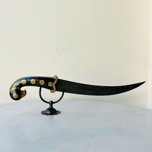 Indian handcrafted dagger/knife/chura with intricate gold koftgari and wootz blade