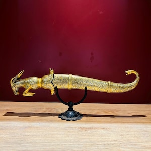 Indian handcrafted Vintage dagger/khanjar/knife in fine gold koftari/damascening with deer head hand grip.