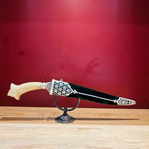 Indian assorted dagger/khanjar/knife in silver damascening with crown shape hand grip & damascus blade