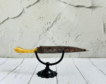 Vintage Indo Persian Peshkabz Knife: Damascus Blade, Silver Damascening